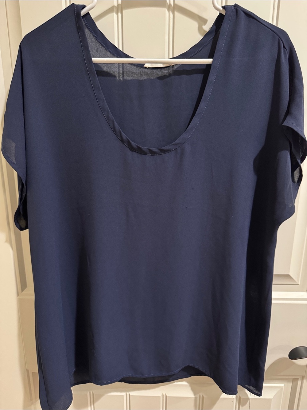 Lush Navy Scoop-Neck Short Sleeve Blouse